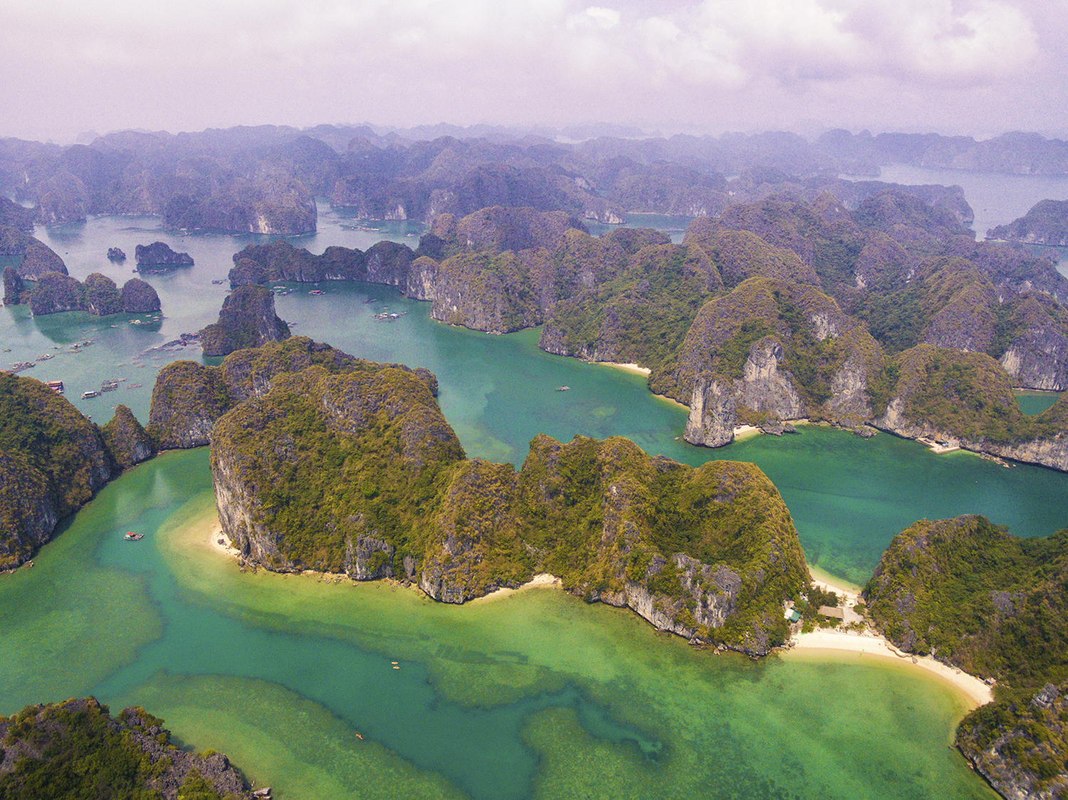 vietnam-cruise-halong-bay