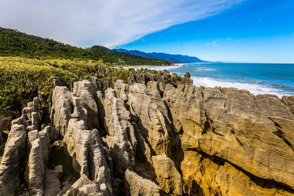 Contrasts-of-Downunder-Guided-Tour